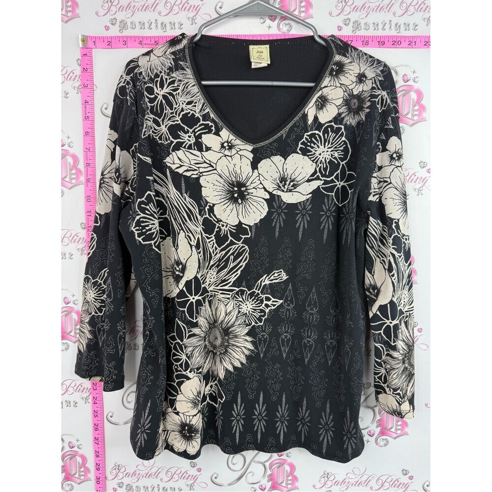 Jess & Jane long sleeve rhinestone Black Floral V-Neck Long Sleeve Top
